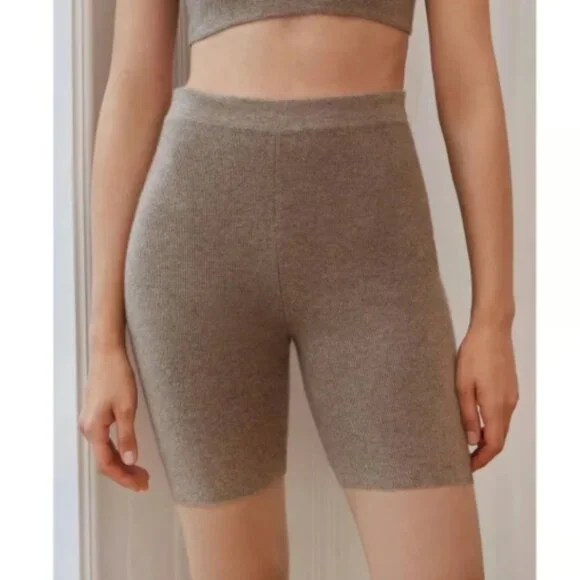 NAADAM Cashmere Biker Shorts Tan Size Small